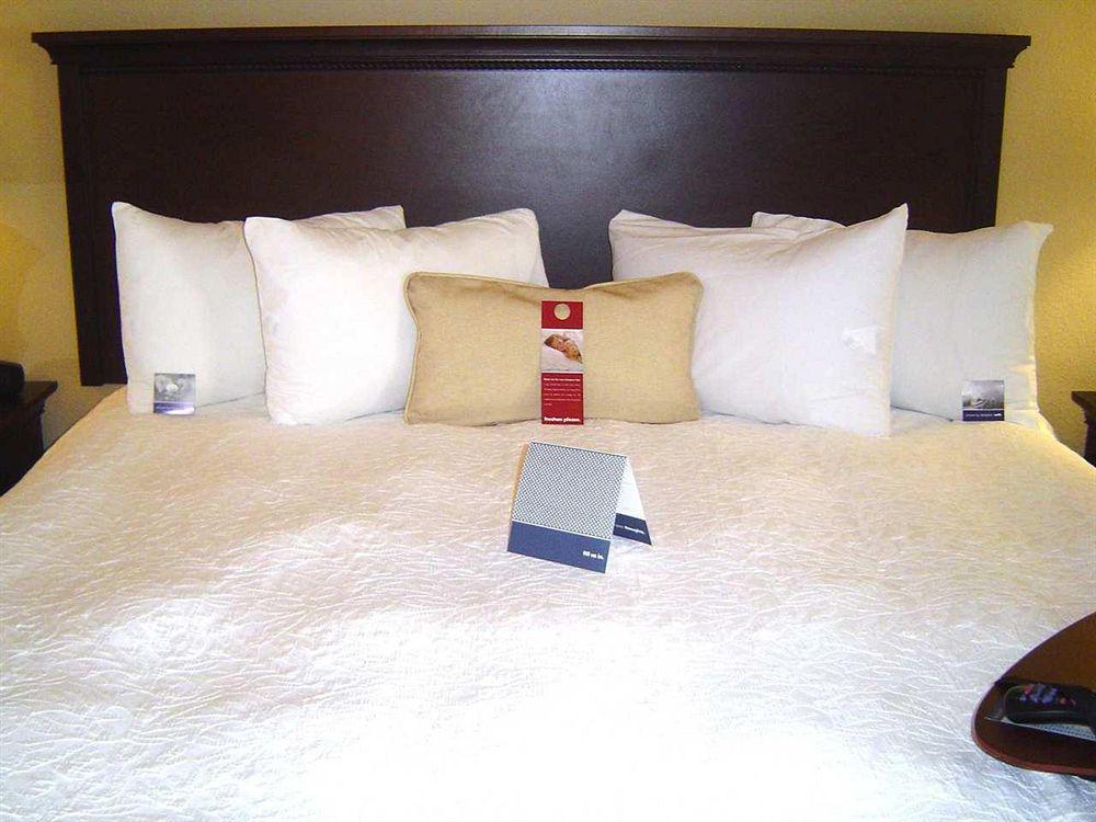 Holiday Inn Express Boston North-Woburn By Ihg Dış mekan fotoğraf