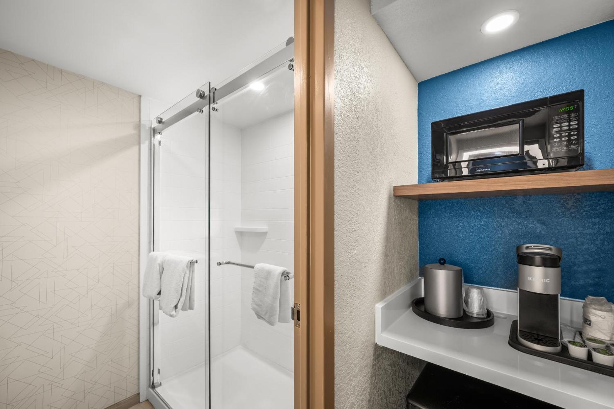 Holiday Inn Express Boston North-Woburn By Ihg Dış mekan fotoğraf